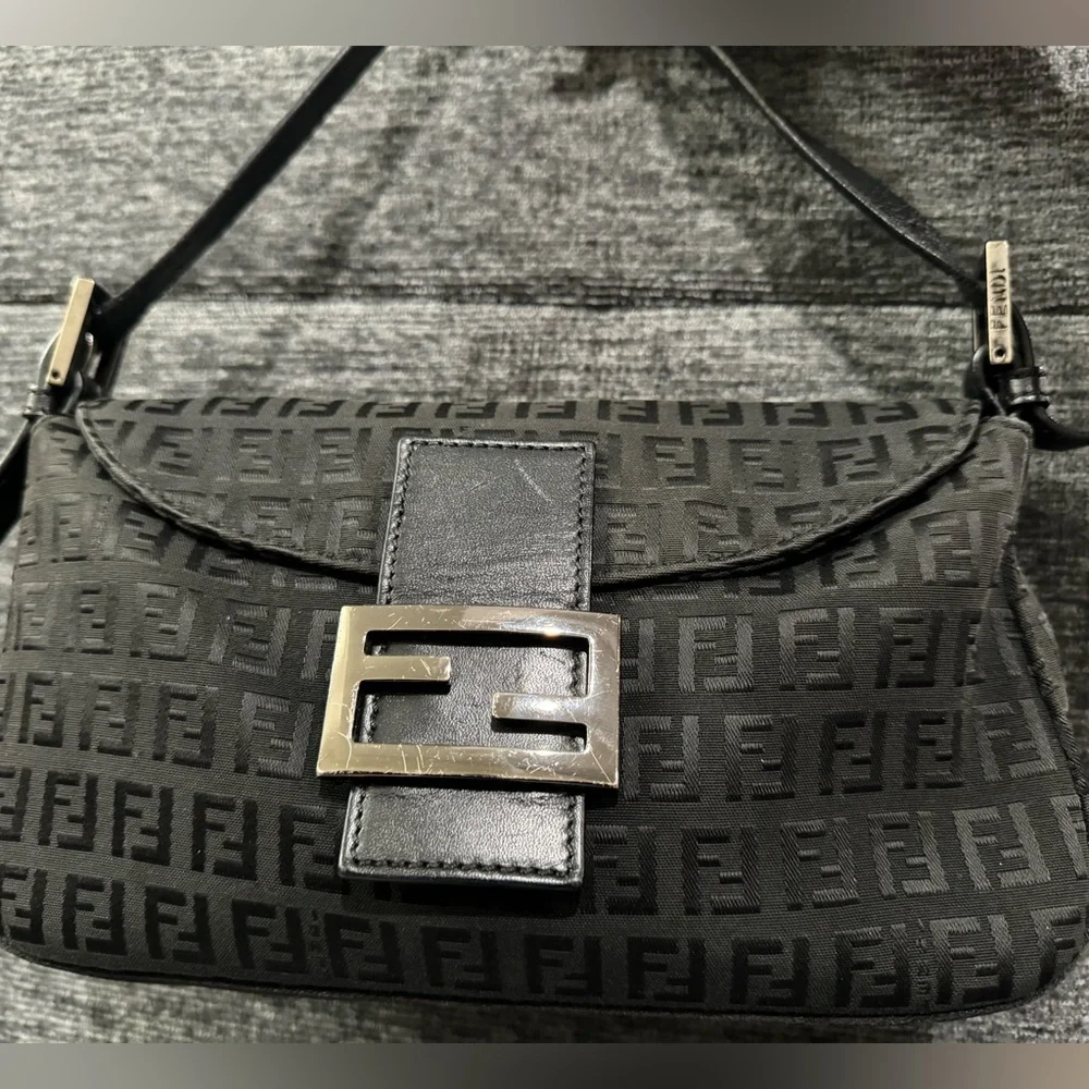 Authentic Vintage Fendi Shoulder bag Y2K - Picture 1 of 13